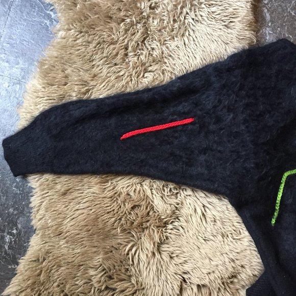 Vintage 1990s Malea for Beker Fashions black angora sweater - size M/L - Picture 9 of 10